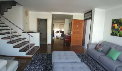 Sobrado -285m² - 03 suítes 04 vagas de garagem - Jardim Vila Mariana