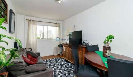 Apartamento  2 dormitórios na Vila Alexandria