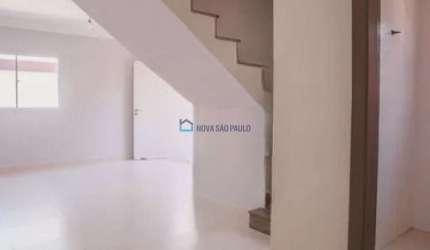 Sobrado 220m² , 2 dormitório, 2 vagas. Metro Conceição!