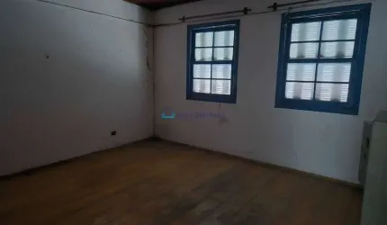 Sobrado a venda na Saúde com 03 dormitórios