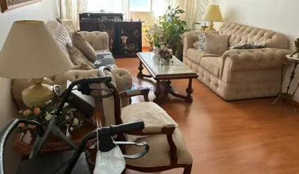 Apartamento ao lado do metrô