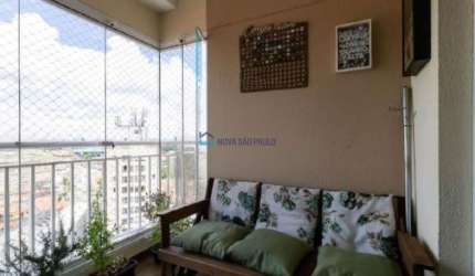Apartamento de 2 quartos, 1 suíte e  com varanda gourmet