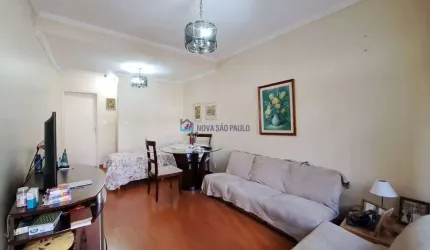 Sobrado à venda no Planalto Paulista com 3 dormitórios