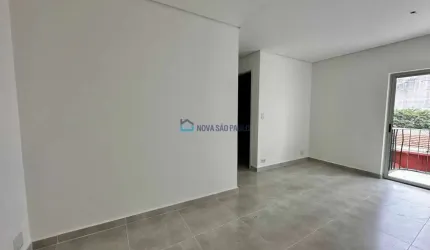 Apartamento a venda na Aclimação| 50m²| 2 dormitórios| sala| cozinha| varanda| banheiro| 1 vaga.