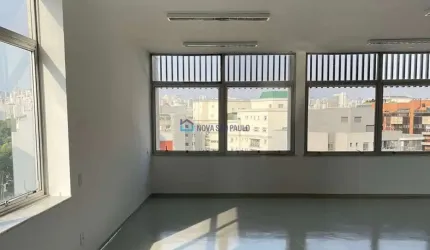 Conjunto de 11 salas comerciais com 555m²