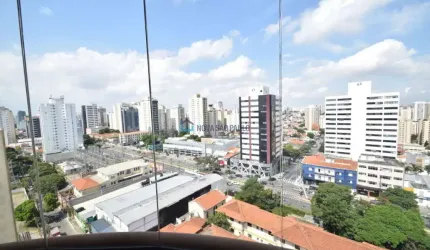 Apartamento à venda ao lado da Estação de metrô São Judas com 3 quartos e 2 vagas de garagem.