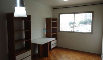 Apartamento vago, andar alto Vila Clementino! 400m, 5 min a pé ao Metrô Hospital São Paulo .