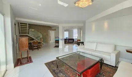 Cobertura duplex a venda na Vila Nova Conceição!  3 quartos, 3 suítes !  Única !