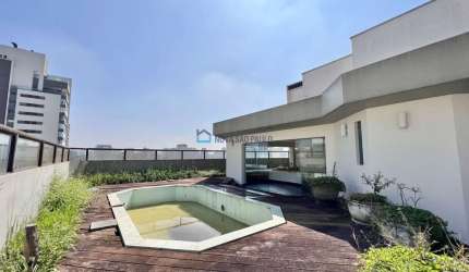 Cobertura duplex elegante em Moema Pássaros com 3 quartos, piscina e 3 vagas