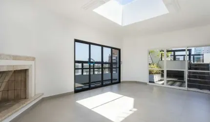 Cobertura duplex Moema 305m² , 4 dormitórios, 2 suítes , 4 vagas livres !