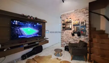 Sobrado à venda no Jardim Germânia com 3 dormitórios