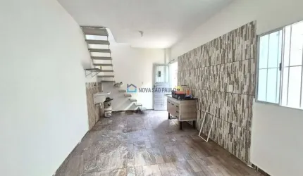 Condomínio com renda a venda na Vila da Saúde