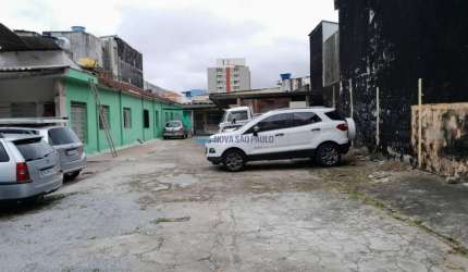 Terreno plano, próximo metrô Jabaquara, escolas, bancos, supermercados, terminal de ônibus.