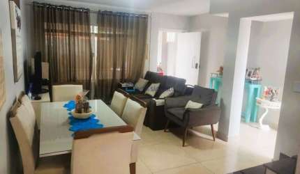 Sobrado a venda em Vila das Mercês / região da Saúde .  3 dormitórios . 3 banheiros . 2 vagas