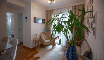 Apartamento à venda Com 2 Quartos (1 Suíte), 2 Banheiros E 1 Vaga Na Saúde