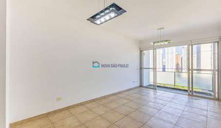 Apartamento à Venda na Vila Nova Conceição, 3 quartos, 122 m2