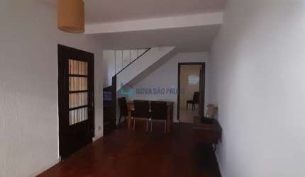 Sobrado com Quintal e Churrasqueira na Vila Mariana 3 quartos (1 Suíte)!