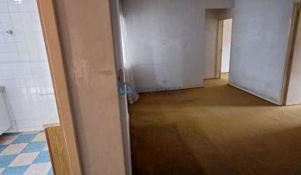 Apartamento para reforma (valor considera estado atual) com 2 quartos e vaga na Bela Vista!