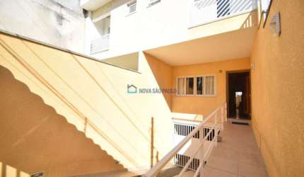 Sobrado Novo Tríplex 220m²,impecável,3 Suítes,Quintal,4 Vagas ! Vila das Mercês