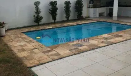 Sobrado com 3 suítes no Jardim da Saúde.