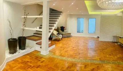 Sobrado de 350m², na Vila Mariana com piscina e 4 dormitórios