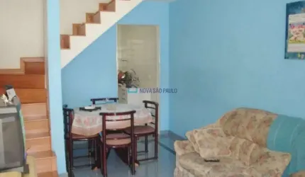 Sobrado com 3 dormitórios, todo reformado na Vila Santa Catarina.
