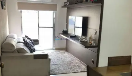 Apartamento  Vila Sta Luzia, SBC, amplo, vago, sacada, próximo escolas, bancos, supermercados.