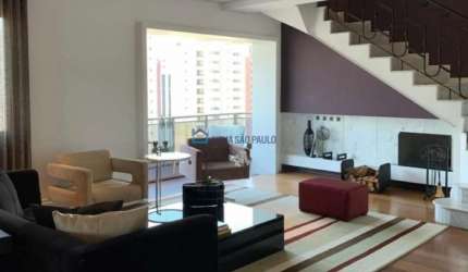 Cobertura duplex de alto padrão de 364m²  ao lado do Metrô Moema