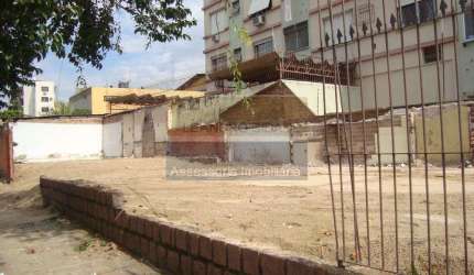 Terreno à venda no Bairro Passo da Areia com 484 m² de área privativa