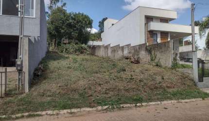 Terreno / Lote / Condomínio à venda no Bairro Cantegril com 400 m² de área privativa
