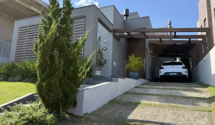 Casa de condomínio 3 dormitórios à venda no Bairro Condomínio Buena Vista com 212 m² de área privativa - 2 vagas de garagem