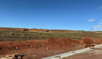 Terreno à venda no Bairro Jardim Krahe com 210 m² de área privativa
