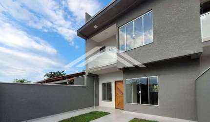 Sobrado com 3 dormitórios à venda, 130 m² por R$ 680.000,00 - Brasília - Itapoá/SC