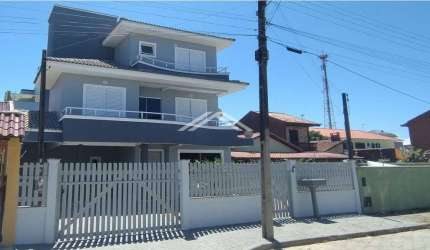 Sobrado com 4 dormitórios à venda, 218 m² por R$ 1.300.000,00 - Brasília - Itapoá/SC