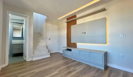 Cobertura duplex semimobiliado a venda no bairro Boneca do Iguaçu