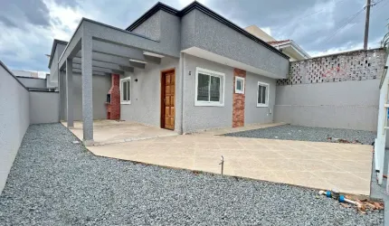 Casa 02 dormitórios a venda no bairro Colônia Rio Grande em São Jose dos Pinhais