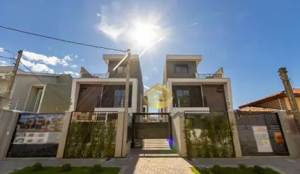Sobrado com 4 dormitórios à venda, 122 m² por R$ 749.000,00 - Uberaba - Curitiba/PR