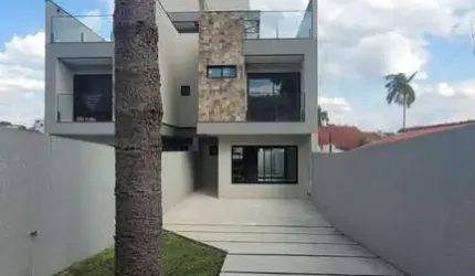 Sobrado com 3 quartos no Xaxim em Curitiba