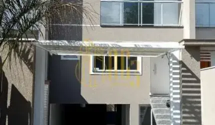 Casa com 4 quartos no Cachoeira em Curitiba