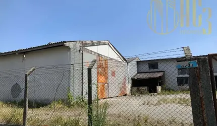 Barração no Atuba  -  Bairro Alto
