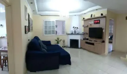 CASA 5D no bairro Sarandi em Porto Alegre