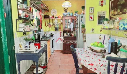 Sobrado com 3 dormitórios à venda, 220 m² por R$ 690.000,00 - Vila Matias - Santos/SP