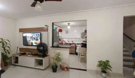 Sobrado com 2 dormitórios à venda, 80 m² por R$ 371.000,00 - Macuco - Santos/SP