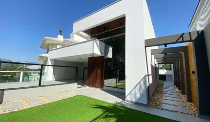 Casa Alto Padrão 3 Dormitorios Com Suite
