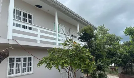 Casa à venda no bairro Caminho Novo - Palhoça/SC
