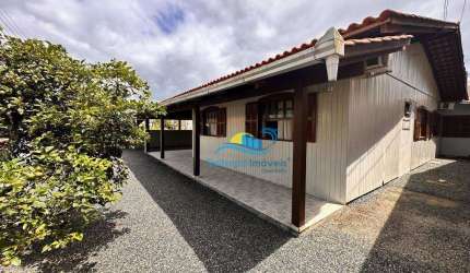 Casa Térrea - 4 quartos - 300m da praia