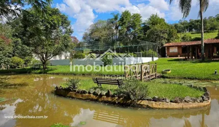 Chácara com lago à venda bairro da Cachoeira em Atibaia - 3.024m²