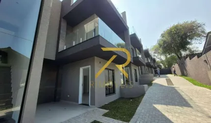 Sobrado à venda, 145 m² por R$ 649.000,00 - Boqueirão - Curitiba/PR