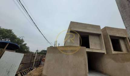 Sobrado com 2 dormitórios à venda, 71 m² por R$ 379.000,00 - Sítio Cercado - Curitiba/PR