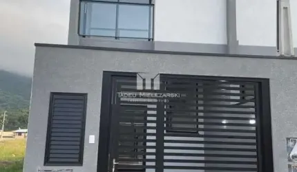 Sobrado Geminado em Vila Nova, Porto Belo/SC
